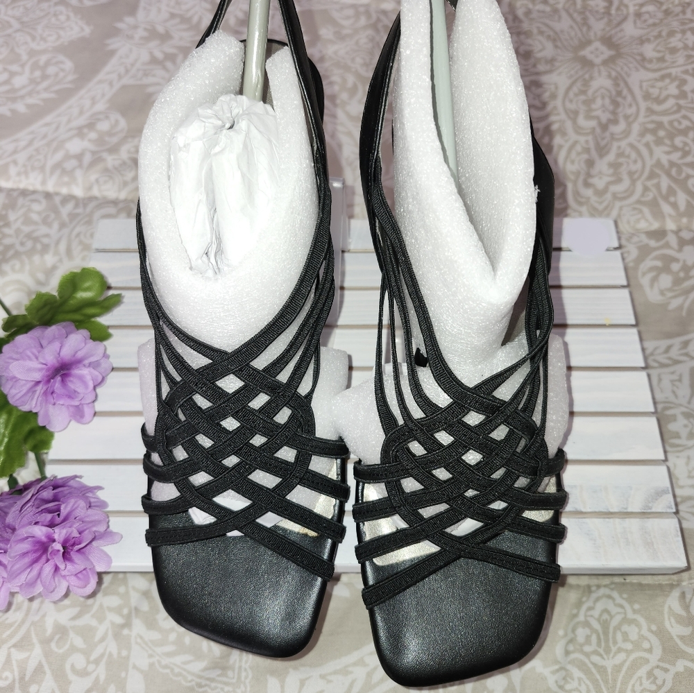 Bandolino Black Dole Peep Toe Casual Strappy Sandals